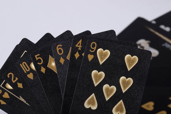 Harga yang bagus ODM Plastik Bermain Kartu  Custom Made Deck Kartu on line